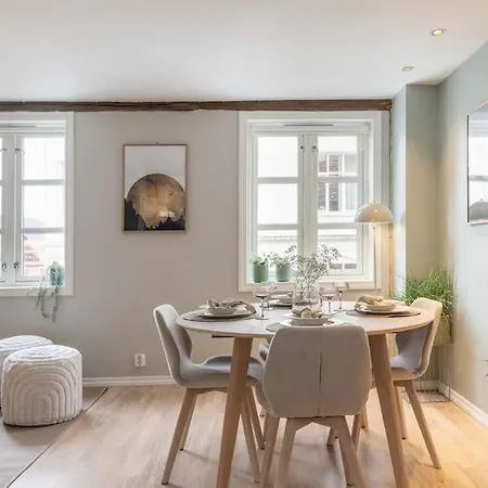 Nydelig Townhouse Sentralt I Bergen, Sandviken *