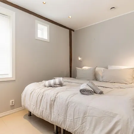 Nydelig Townhouse Sentralt I Bergen, Sandviken アパート ベルゲン